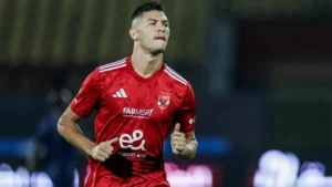 تسويق الأهلي لأشرف داري في أوروبا والخليج تمهيدًا لرحيله في يناير المقبل